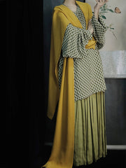 [Emerald Trail] 绿野仙踪 Greenwoods Trace Hanfu Set with Printed Round Collar Top, Pleated Skirt, and Sun-Jewel Pībó Scarf