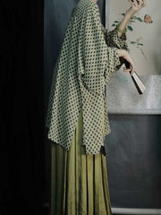 [Emerald Trail] 绿野仙踪 Greenwoods Trace Hanfu Set with Printed Round Collar Top, Pleated Skirt, and Sun-Jewel Pībó Scarf