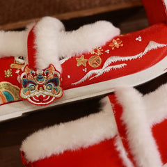 [The Auspicious Lion] 狮来运转 Original Improved "Qiaotou" Hanfu Shoes with Hidden Heel for New Year Celebrations