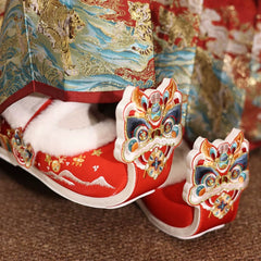 [The Auspicious Lion] 狮来运转 Original Improved "Qiaotou" Hanfu Shoes with Hidden Heel for New Year Celebrations