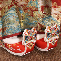 [The Auspicious Lion] 狮来运转 Original Improved "Qiaotou" Hanfu Shoes with Hidden Heel for New Year Celebrations