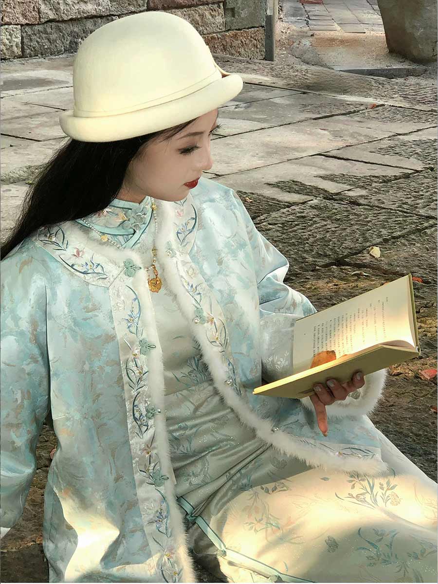 [Spring Return] 繁莳 春归 Original Double-Layered New Chinese Style Padded Jacket with Mink Fur Trim