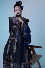 [Kingfisher Feather] 点翠 Hanfu - Non-Heritage Inspired Cloud Collar & Horse-Face Skirt Set - Ming Dynasty Style Hanfu