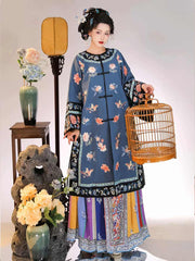 柒小乔 Original Qing Dynasty Style "Yuehua" Mamian Skirt & Embroidered Round-Neck Top - Authentic Photography Attire